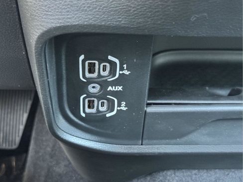 Used 2023 RAM 2500 Laramie AWD/4WD image 33