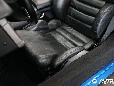 Used 1991 Chevrolet Corvette Convertible RWD image 21