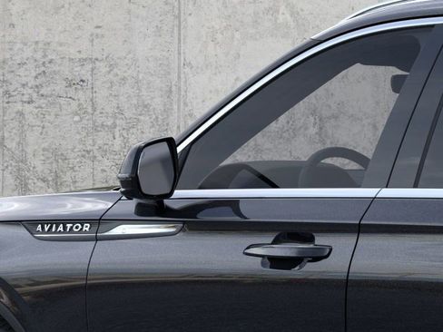 New 2026 Lincoln Aviator AWD image 20