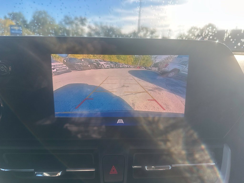 Used 2024 Chevrolet TrailBlazer LS w/ LS Convenience Package FWD image 17