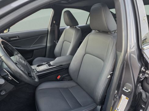 Certified 2025 Lexus IS 300 w/ Premium Package image 15
