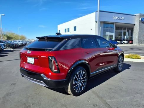 Used 2025 Cadillac Optiq Sport 1 image 12