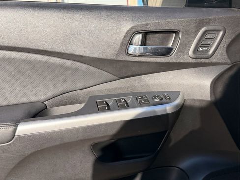Used 2016 Honda CR-V Touring image 11