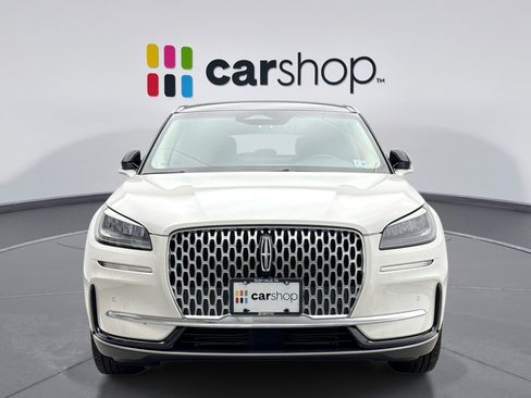 Used 2024 Lincoln Corsair AWD w/ Equipment Group 101A image 8