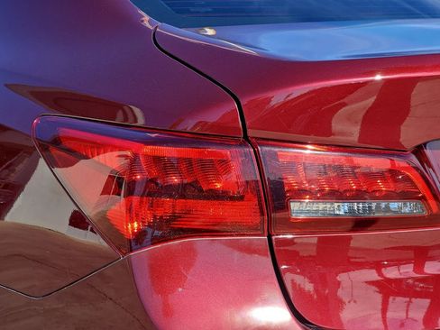 Used 2015 Acura TLX image 40