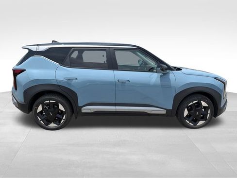 New 2027 Kia Seltos S FWD image 8
