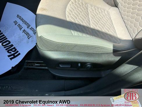 Used 2019 Chevrolet Equinox LS w/ LS Convenience Package AWD/4WD image 12