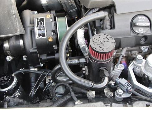 Used 2015 Chevrolet Corvette Stingray Coupe w/ 2LT Preferred Equipment Group image 30