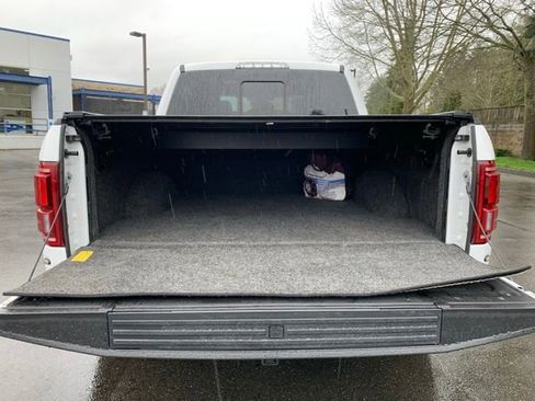 Used 2017 Ford F150 Raptor w/ Equipment Group 802A Luxury image 5