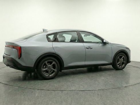 Used 2025 Kia K4 FWD image 9