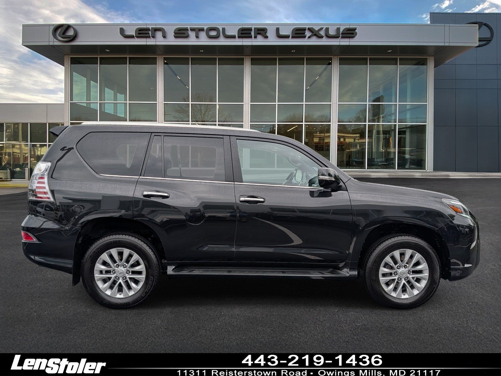 Used 2023 Lexus GX 460 Premium w/ Premium Package AWD/4WD image 2