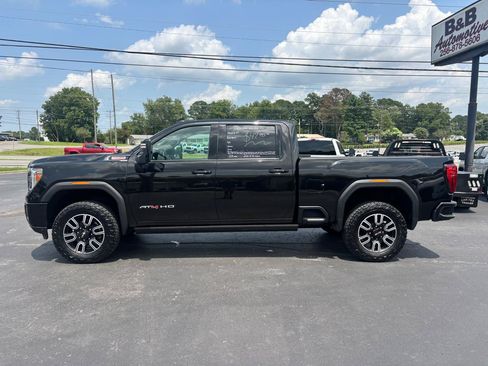 Used 2023 GMC Sierra 2500 AT4 w/ AT4 Premium Plus Package AWD/4WD image 10