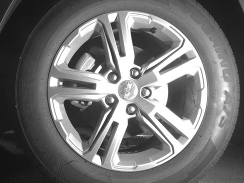 Used 2024 GMC Terrain SLE FWD image 12