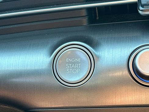 Certified 2025 Hyundai Kona SEL image 31