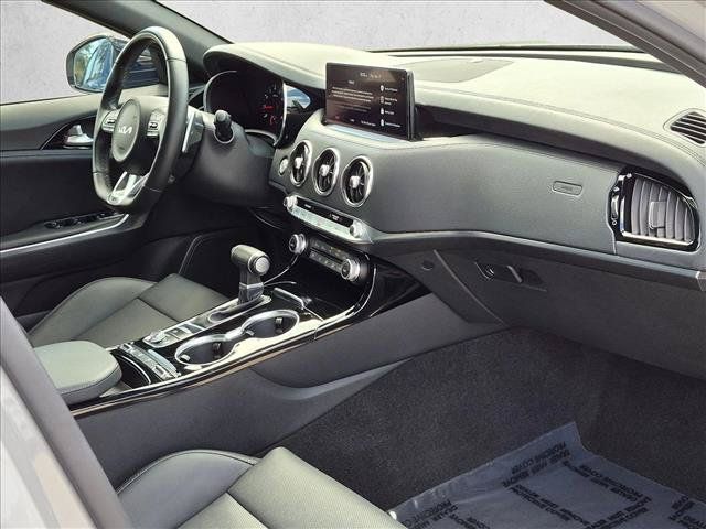 Used 2023 Kia Stinger GT-Line RWD image 19