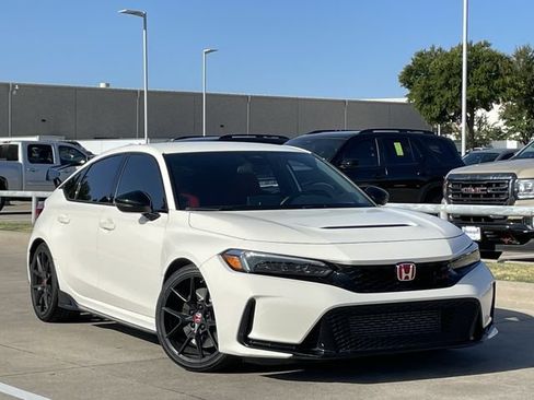 Certified 2024 Honda Civic Type R image 2