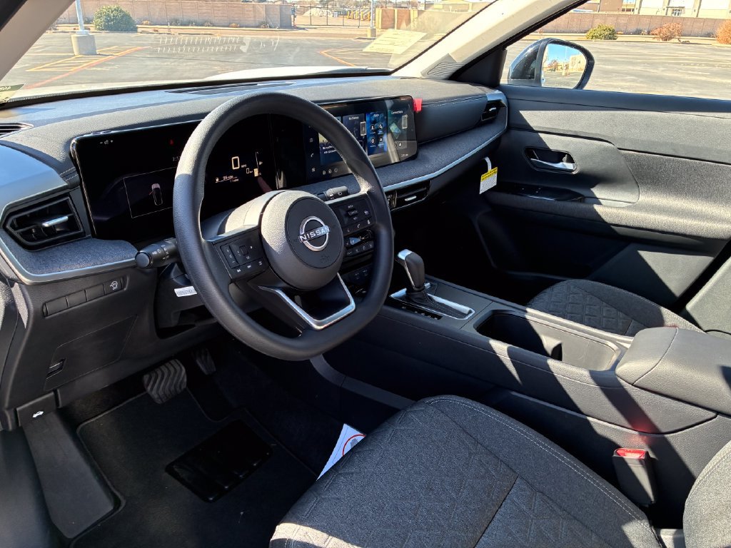New 2026 Nissan Kicks SV w/ SV Premium Package FWD image 11