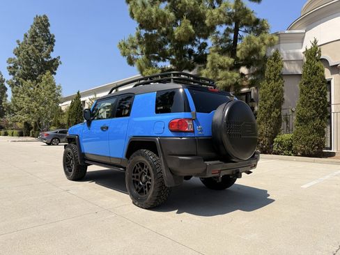 Used 2007 Toyota FJ Cruiser 4WD image 5