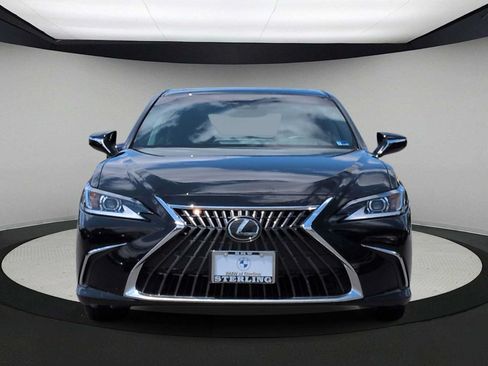 Used 2024 Lexus ES 350 w/ Premium Package FWD image 3