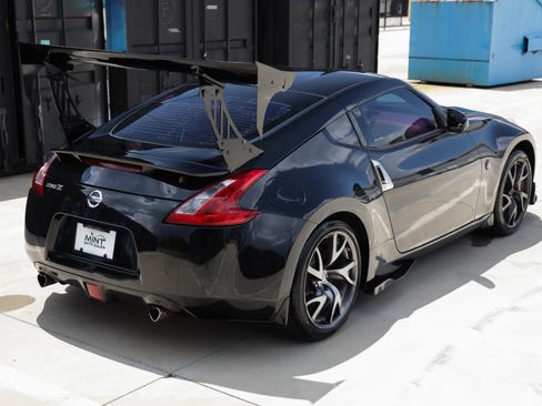 Used 2013 Nissan 370Z Touring w/ Sport Pkg RWD image 15