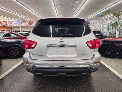Used 2019 Nissan Pathfinder SV FWD image 6