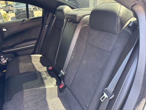 Used 2020 Dodge Charger Scat Pack w/ Dynamics Package RWD image 15