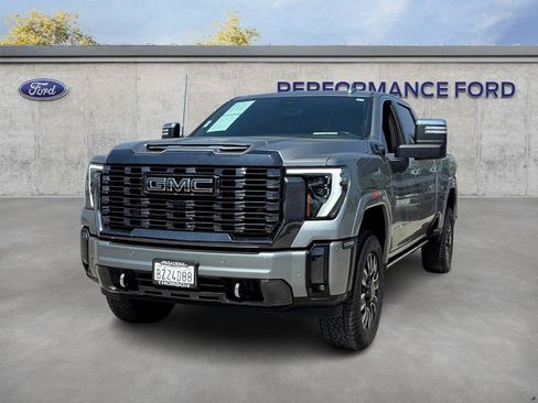 Used 2024 GMC Sierra 2500 Denali Ultimate w/ Max Trailering Package image 2