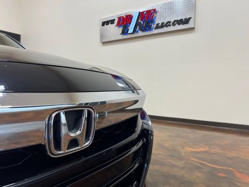 Used 2018 Honda Accord Sport image 41