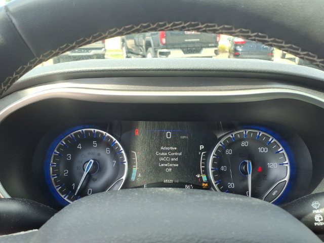 Used 2024 Chrysler Pacifica Touring-L FWD image 21