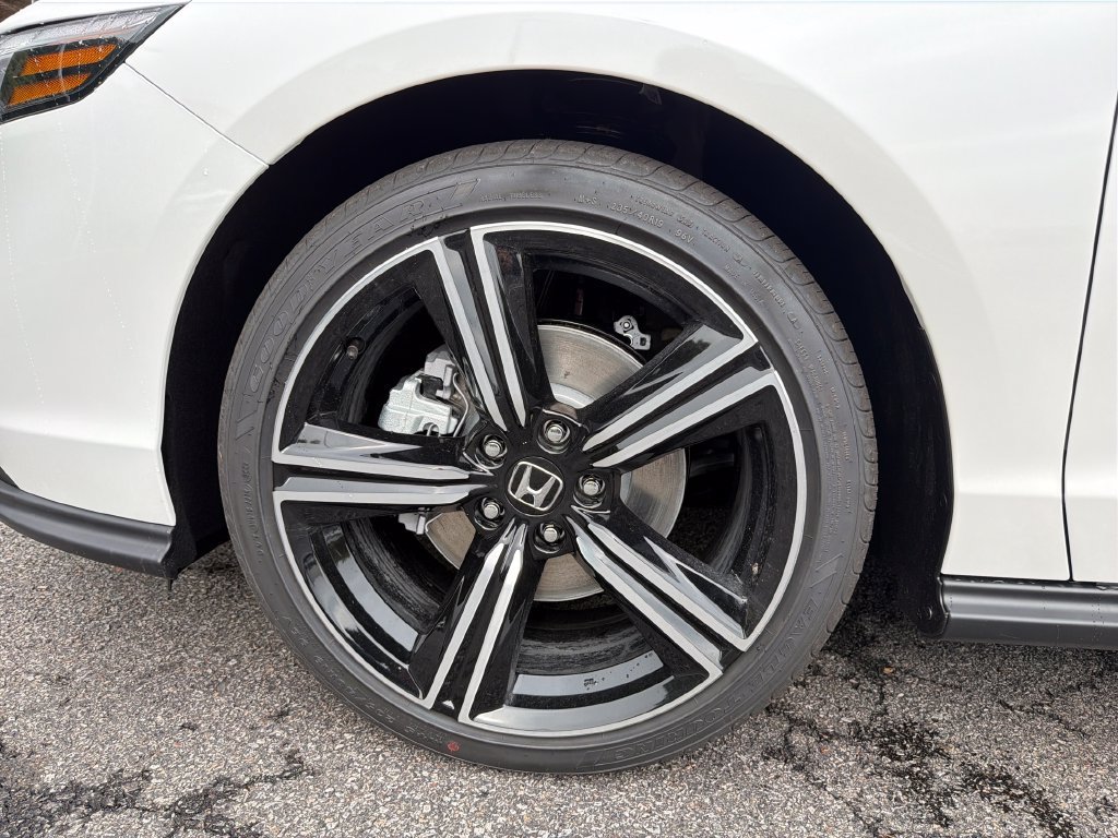 New 2026 Honda Accord Sport image 28