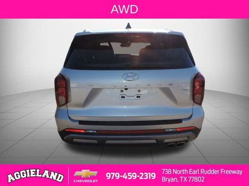 Used 2023 Hyundai Palisade SEL w/ Premium Package image 6