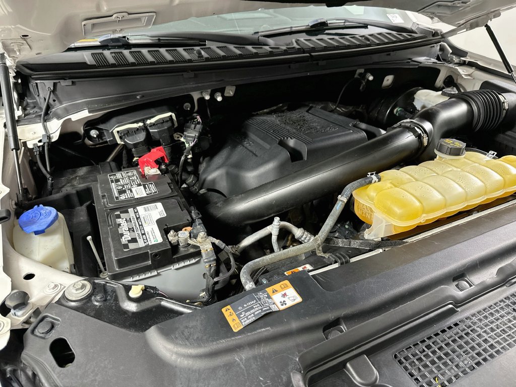 Used 2018 Ford Expedition Max Limited w/ Equipment Group 301A RWD image 26