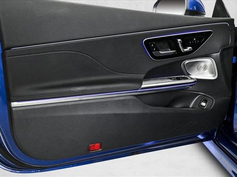 Certified 2024 Mercedes-Benz CLE 300 4MATIC Coupe image 18