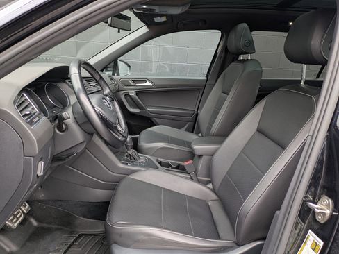 Used 2021 Volkswagen Tiguan SE R-Line FWD image 21
