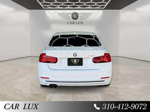 Used 2018 BMW 330i Sedan w/ Shadow Sport Edition RWD image 4