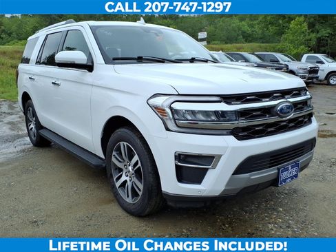 Used 2024 Ford Expedition Limited AWD/4WD image 3