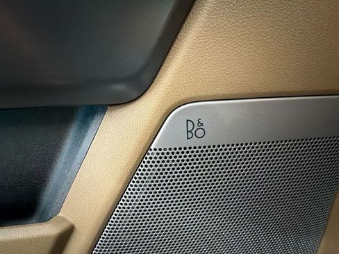 Used 2022 Ford F150 Lariat image 23