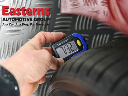 Used 2019 Tesla Model 3 Standard Range image 24