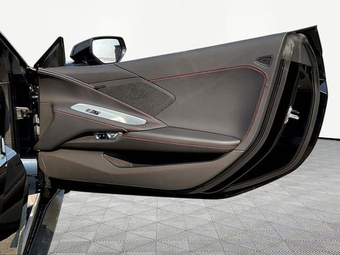 Used 2023 Chevrolet Corvette Stingray Coupe w/ Z51 Performance Package RWD image 26