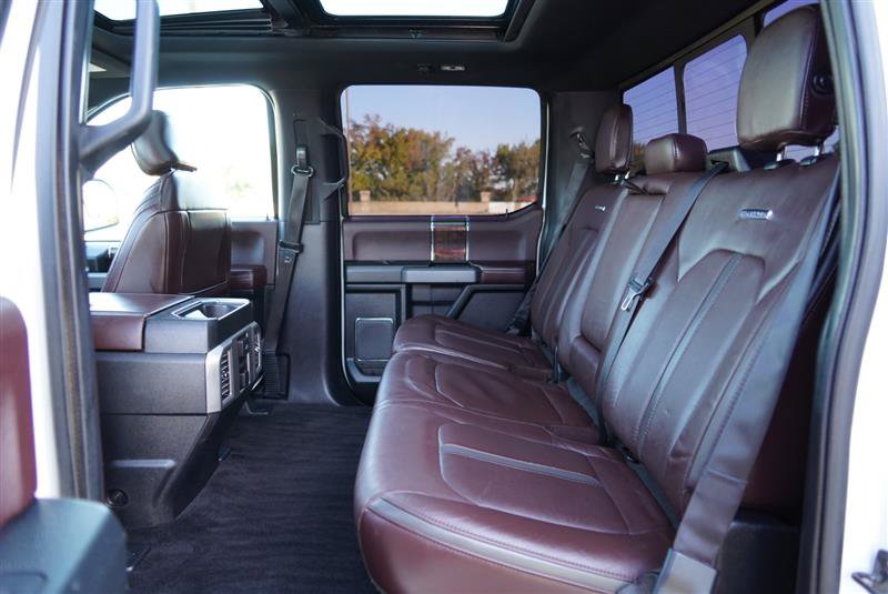 Used 2015 Ford F150 Platinum w/ Equipment Group 701A Luxury AWD/4WD image 61