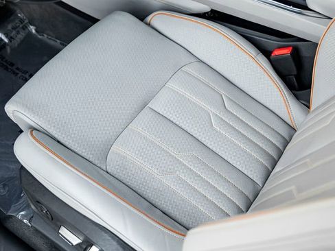 Used 2024 Audi Q8 e-tron Prestige w/ Prestige Package AWD/4WD image 16