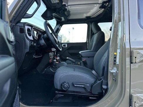 New 2026 Jeep Gladiator Willys image 11