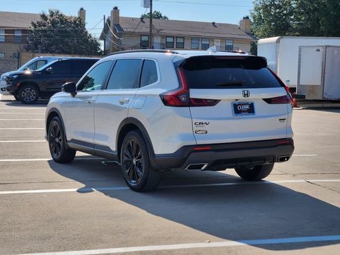 Used 2025 Honda CR-V Sport Touring image 3