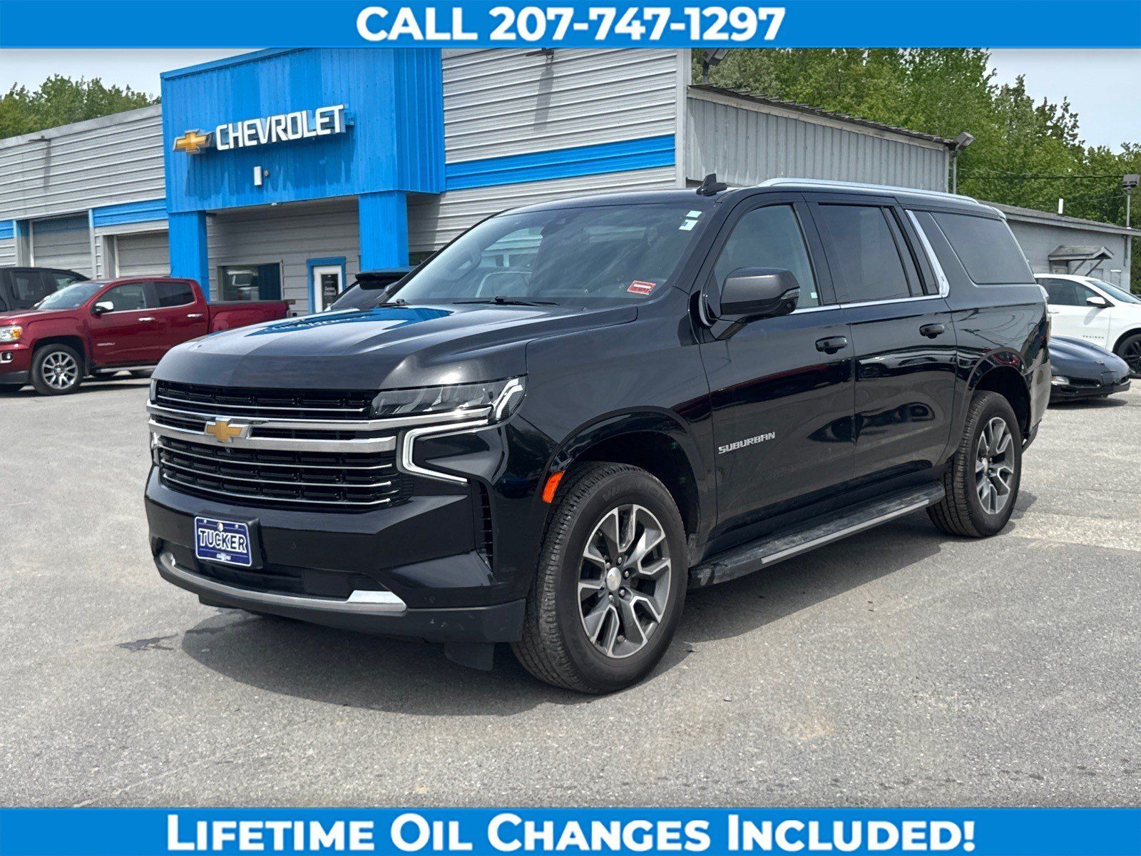 Used 2021 Chevrolet Suburban LT w/ LT Signature Package AWD/4WD image 1