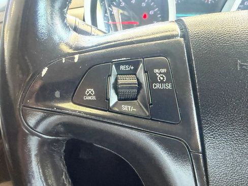 Used 2013 Chevrolet Equinox LT image 12