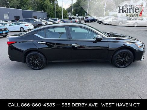 Certified 2025 Nissan Altima 2.5 SV w/ SV Special Edition Package AWD/4WD image 9