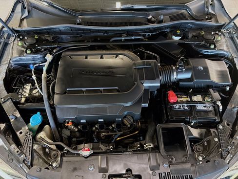 Used 2017 Honda Accord EX-L image 35