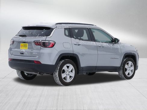 Used 2022 Jeep Compass Latitude w/ Convenience Group image 7