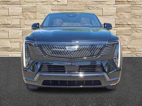 Certified 2026 Cadillac Escalade IQ Sport 2 AWD/4WD image 5