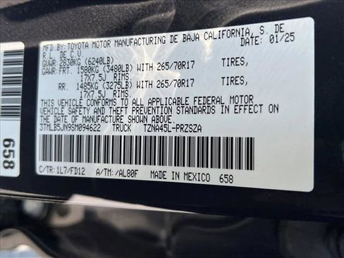 Used 2025 Toyota Tacoma TRD Off-Road image 27